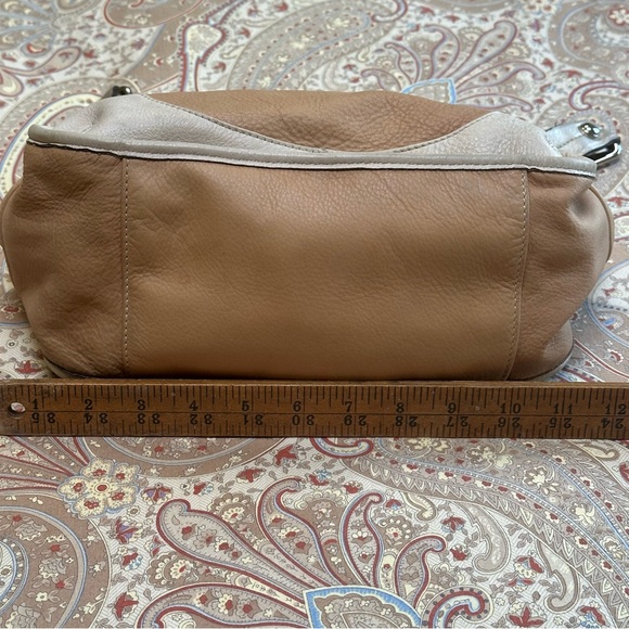 B. Makowsky Soft Leather Purse Bag - Picture 11 of 13